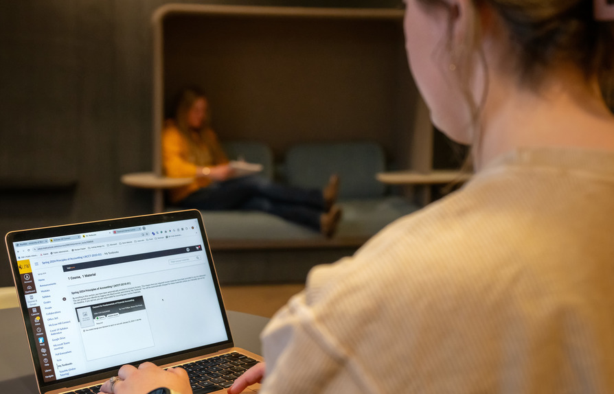 UW community members use technology to communicate.